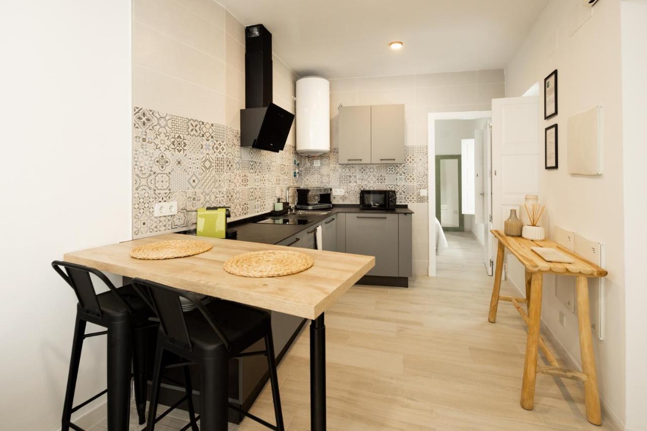 Apartamento Mucha Vida Little Apartments Cádiz Eksteriør billede